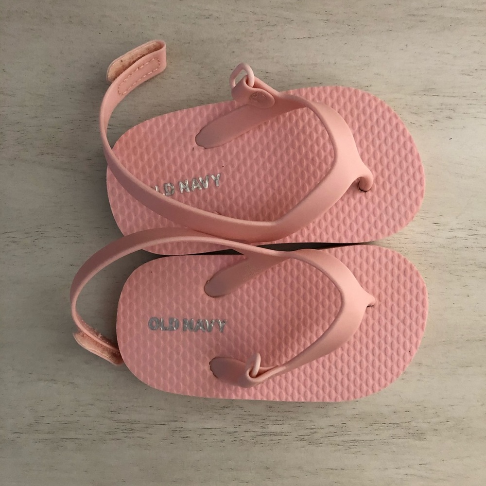 Old Navy toddler flip flops